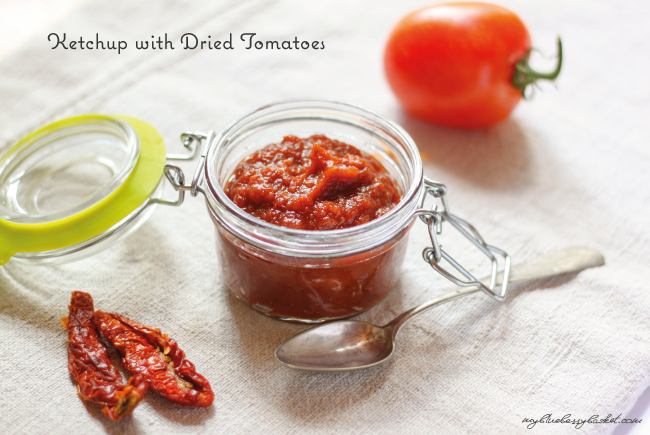 photo of ketchup with dried tomatoes