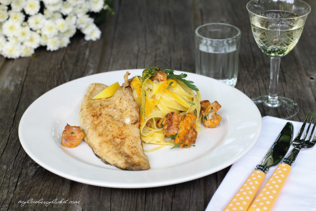 photo of trout with chanterelle-zucchini-fettuccine
