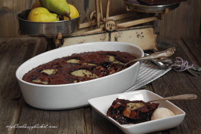 photo pear and chocolate pudding cake