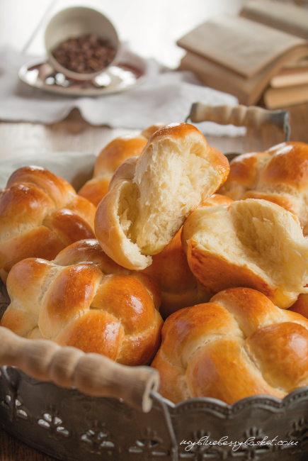 Sweet brioche on sale bun recipe