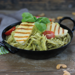 photo spaghetti with avocado-cashew pesto