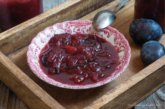 photo plum and pear chutney