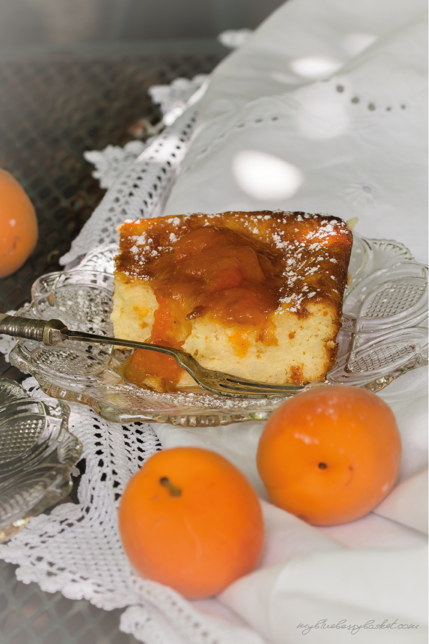 photo of curd cheese pudding with apricot preserve