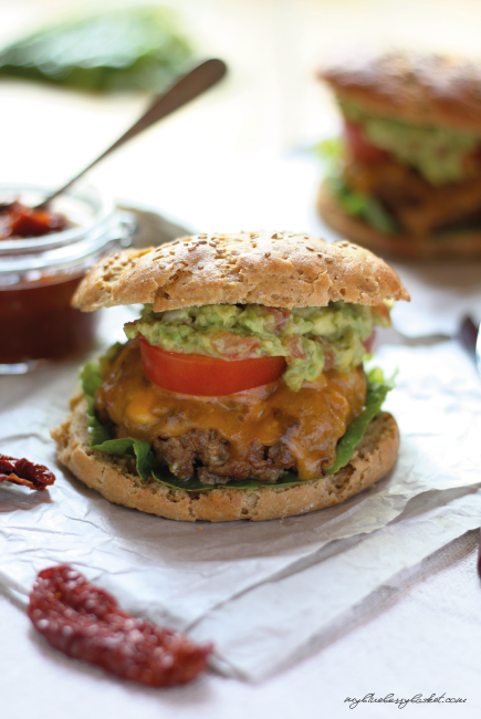 burgers-with-feta_HT9