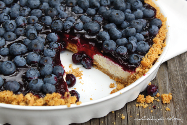 Foto von Cheesecake mit Heidelbeeren