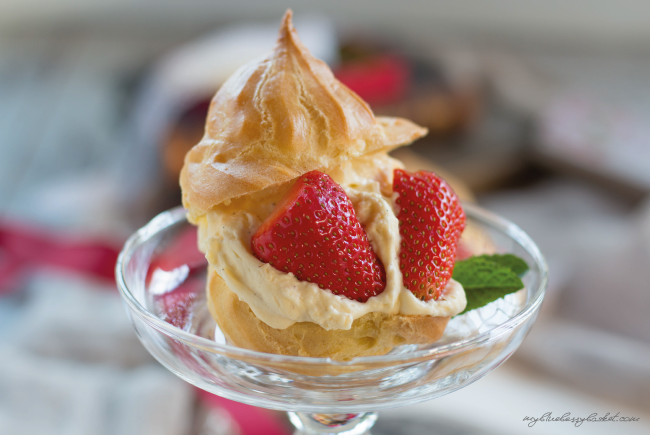 Foto Brandteigkrapferl mit Vanille-Schokocreme